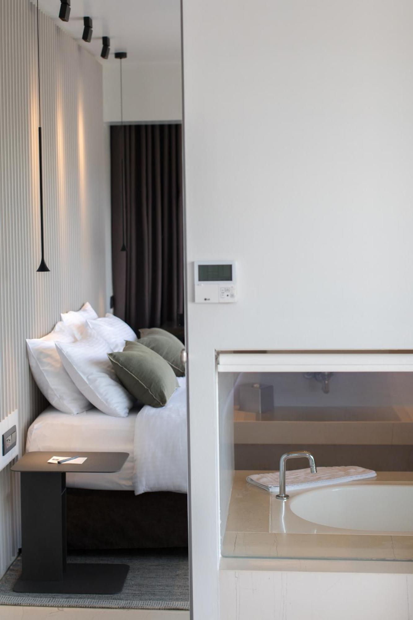Brasil Suites Boutique Hotel Athens Exterior photo